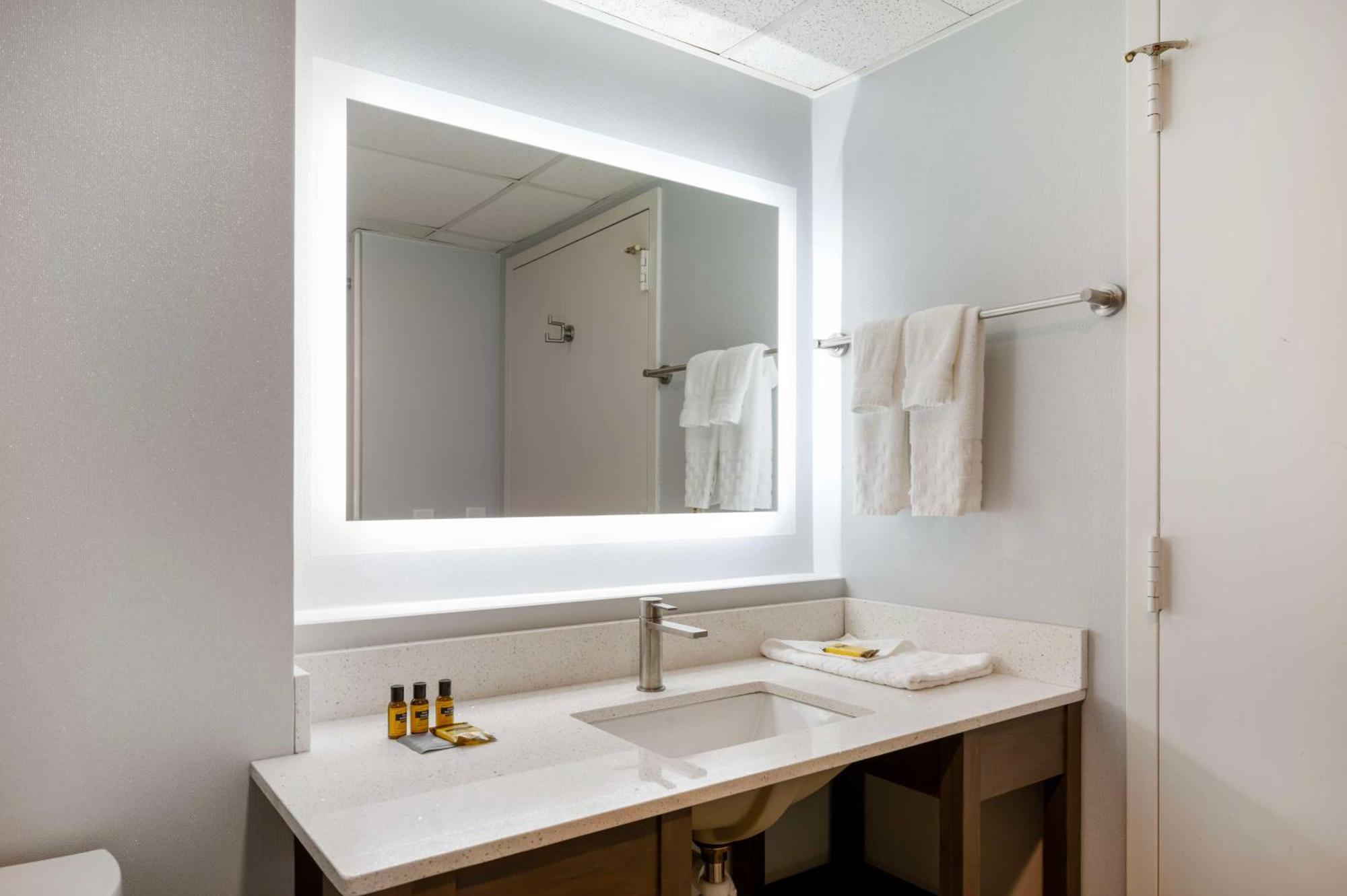 Hotel Western Alexandria Belvoir 3*